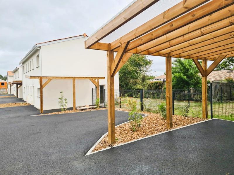 Maison - 98 m² - 4 pièces