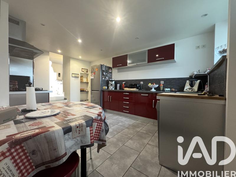 Maison - 468 m² - 14 pièces