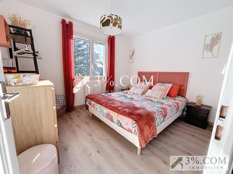 Appartement - 88 m² - 5 pièces