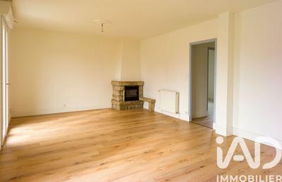 Maison - 111 m² - 5 pièces