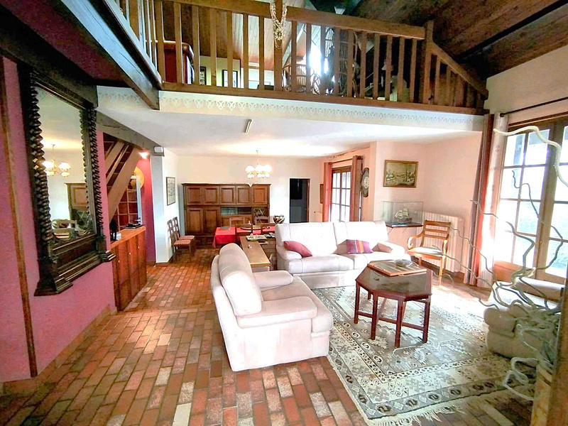 Maison - 155 m² - 6 pièces