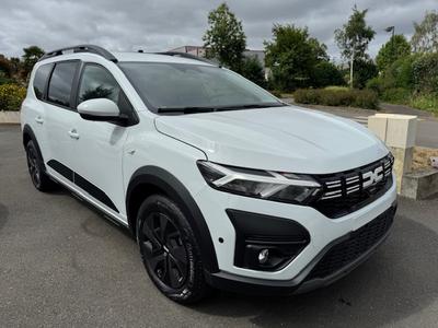 Dacia Jogger 1.6 Hybrid 140 Expression 7pl