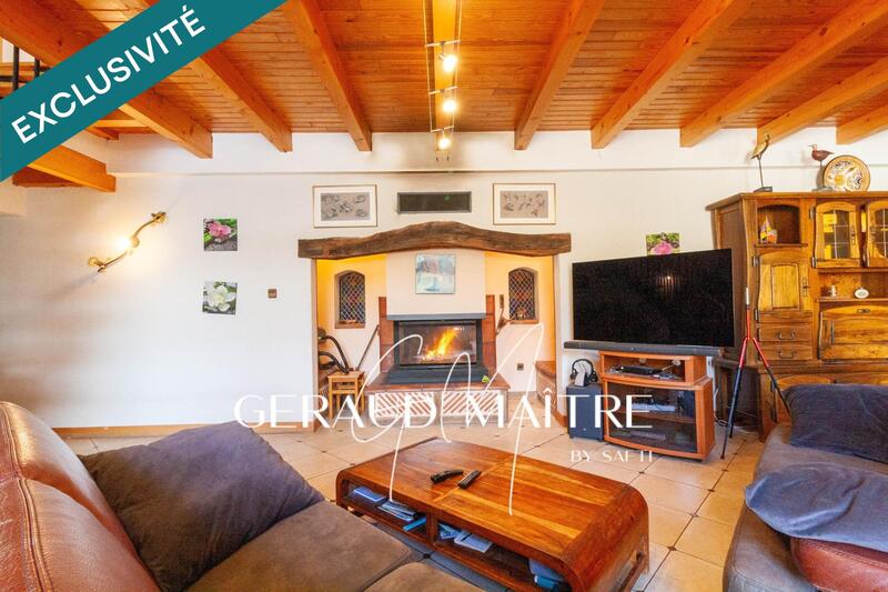 Propriété - 285 m² - 10 pièces