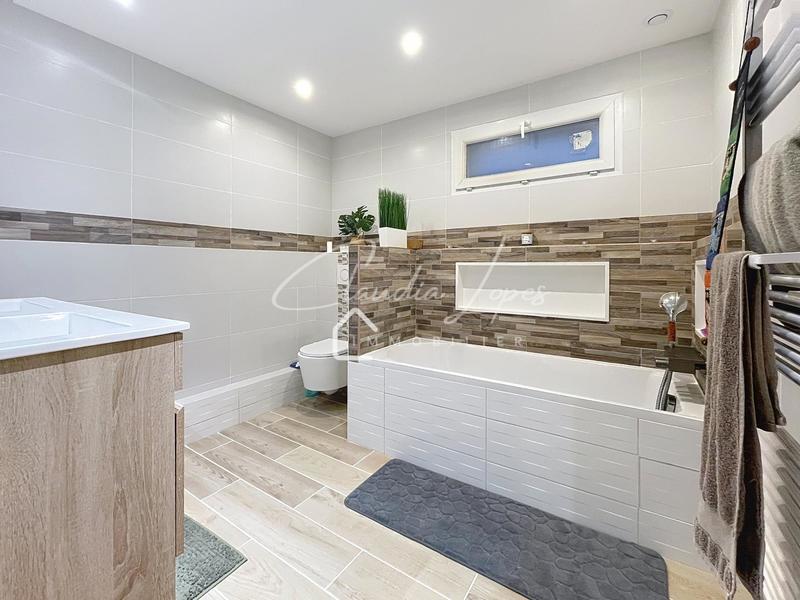 Maison - 116 m² - 5 pièces