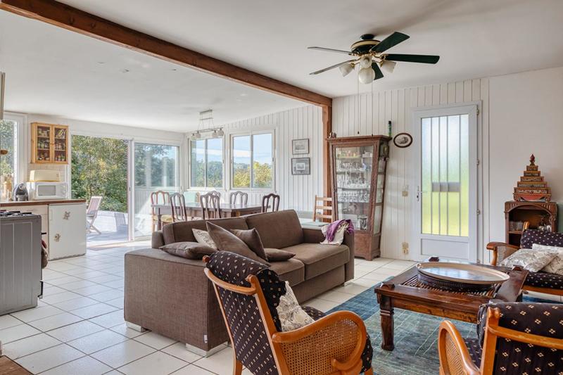 Maison - 149 m² - 6 pièces