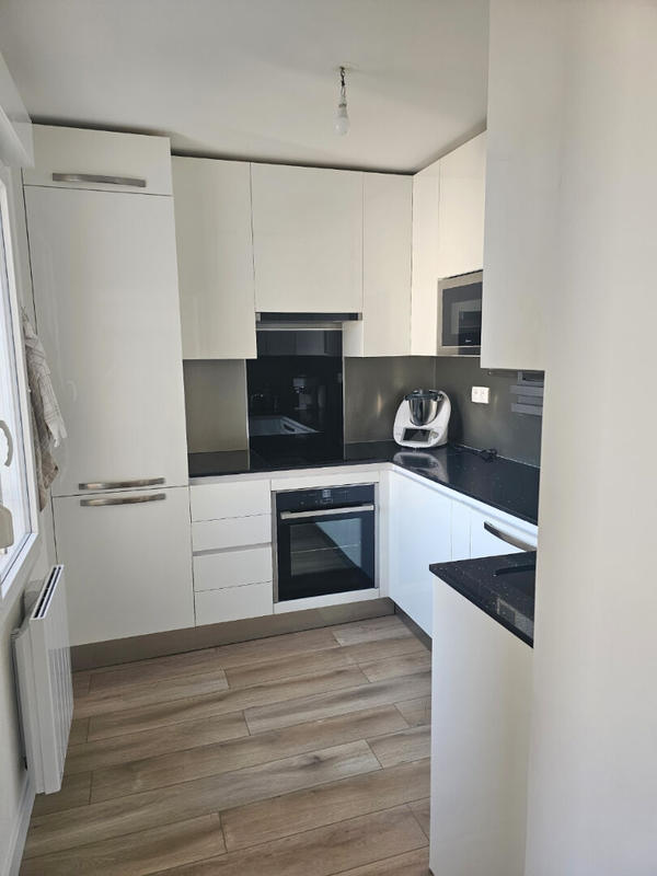 Appartement - 81 m² - 4 pièces