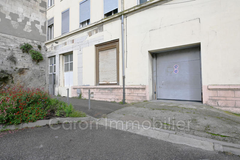 Appartement - 79 m² - 2 pièces