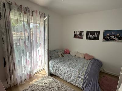 Propriété - 95 m² - 5 pièces