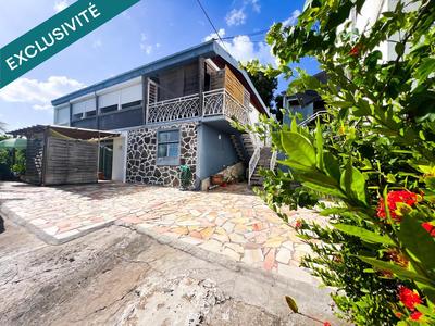 Maison - 320 m² - 12 pièces