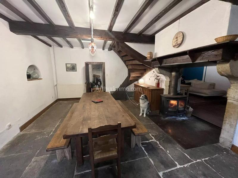 Maison - 288 m² - 6 pièces