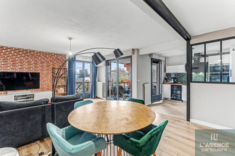 Appartement - 85 m² - 3 pièces