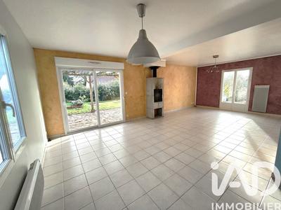 Maison - 140 m² - 7 pièces