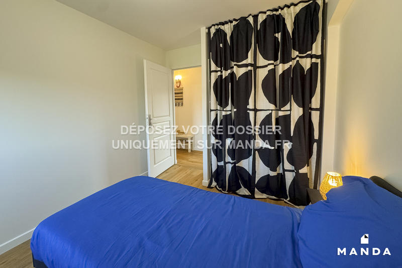 Chambre - 9 m² - 6 pièces