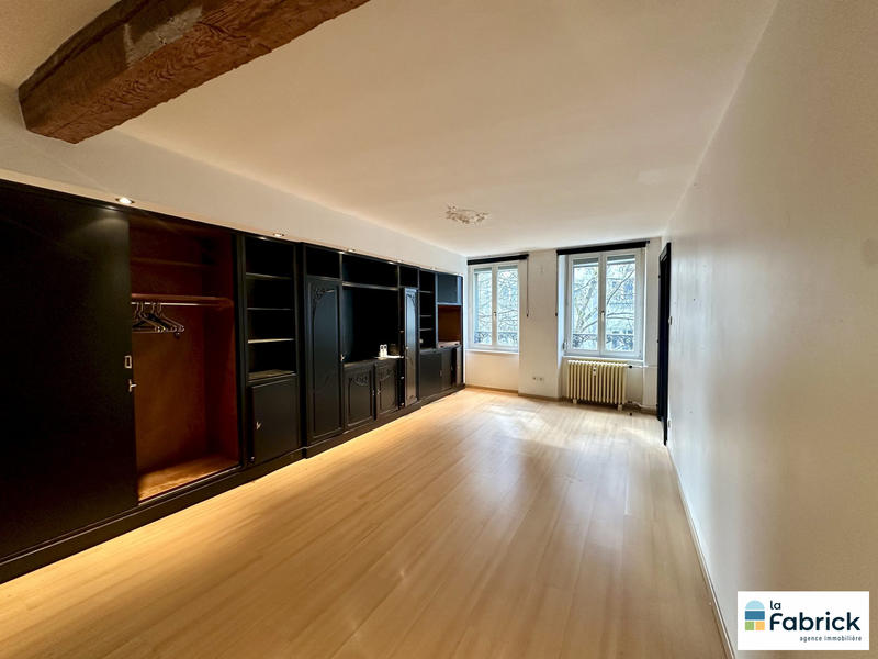 Appartement - 92 m² - 3 pièces