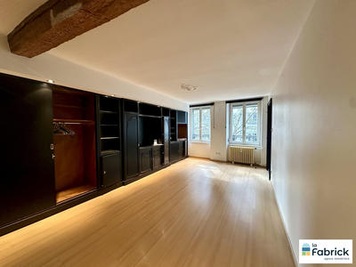 Appartement - 92 m² - 3 pièces