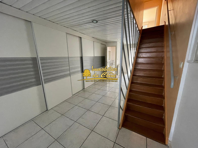 Appartement - 169 m² - 6 pièces