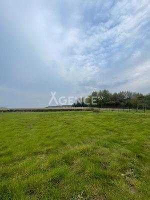 Terrain constructible - 1 209 m²