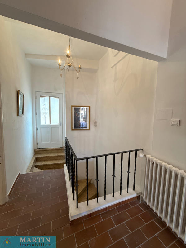 Maison - 213 m² - 9 pièces