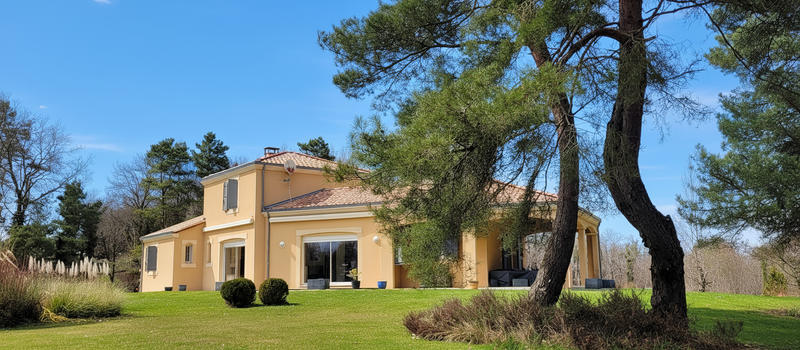 Maison - 142 m² - 5 pièces