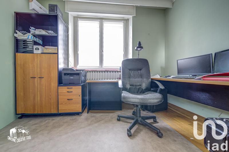 Maison - 218 m² - 8 pièces