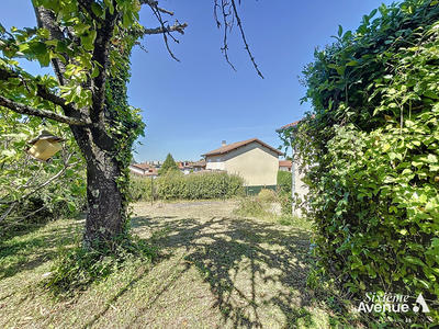 Maison - 100 m² - 6 pièces