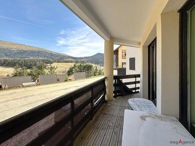 Appartement - 94 m² - 4 pièces