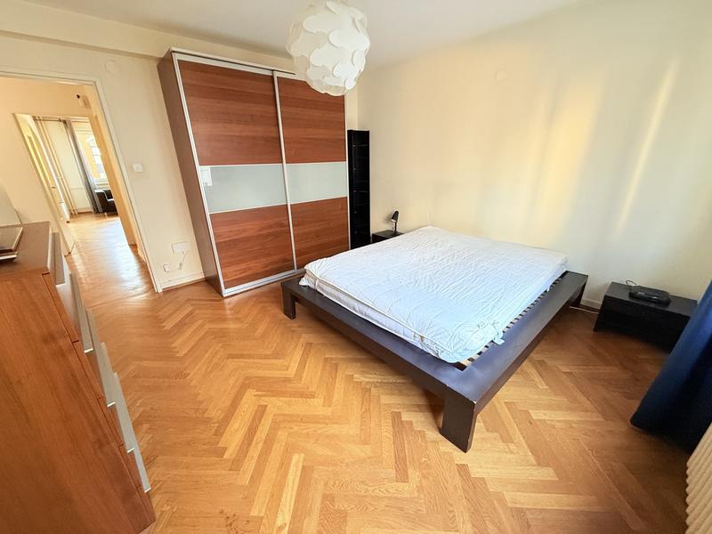 Appartement - 81 m² - 3 pièces