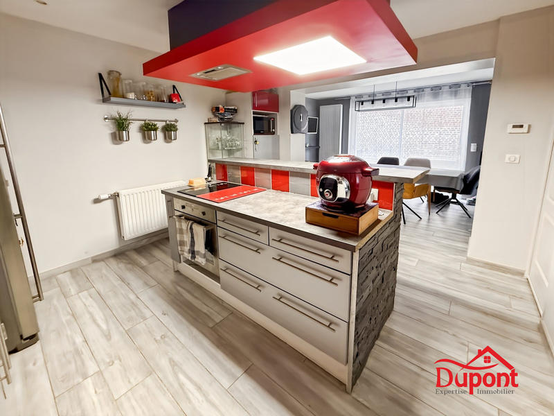 Maison - 95 m² - 5 pièces