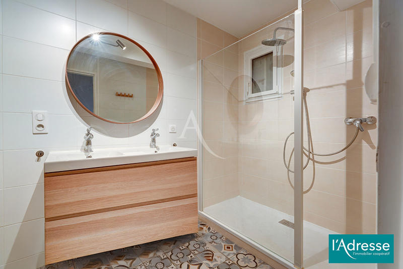 Appartement - 92 m² - 4 pièces