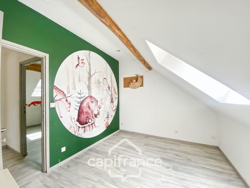 Maison - 95 m² - 5 pièces