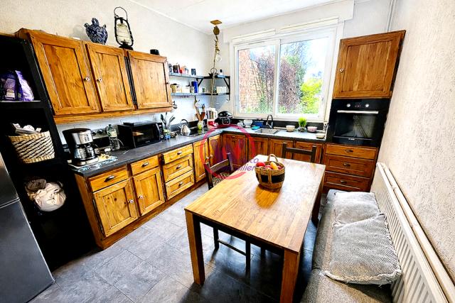 Maison - 90 m² - 4 pièces