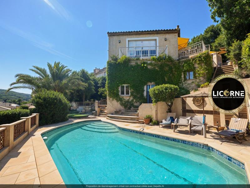 Maison - 180 m² - 6 pièces