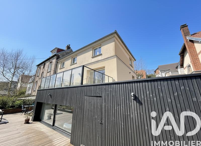 Maison de ville - 189 m² - 6 pièces