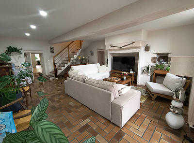 Maison - 161 m² - 6 pièces