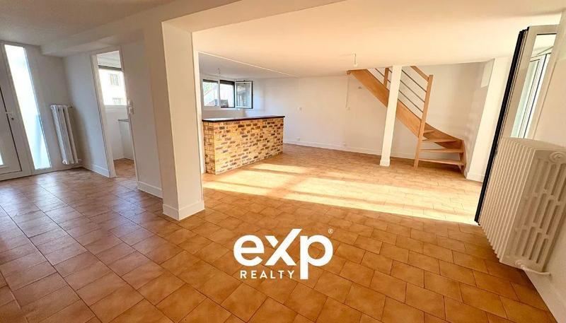 Maison - 98 m² - 4 pièces