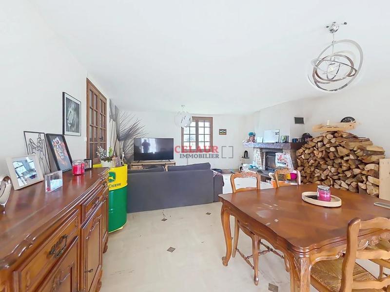 Maison - 186 m² - 7 pièces