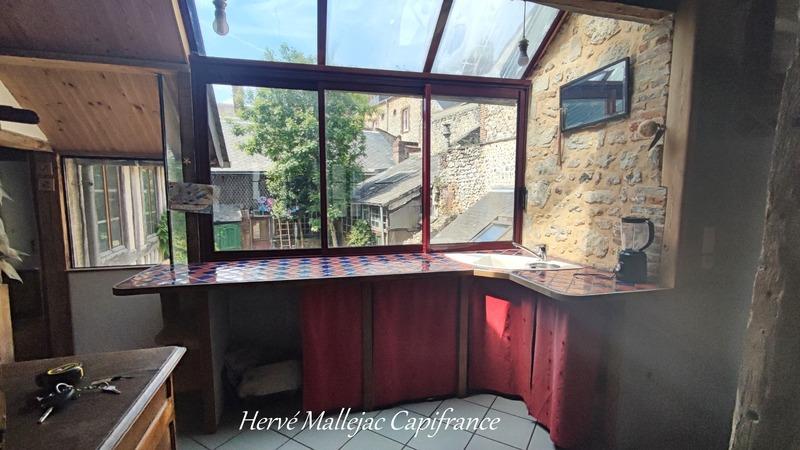 Maison - 170 m² - 6 pièces