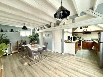 Maison - 163 m² - 7 pièces