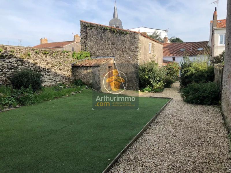 Maison - 140 m² - 5 pièces