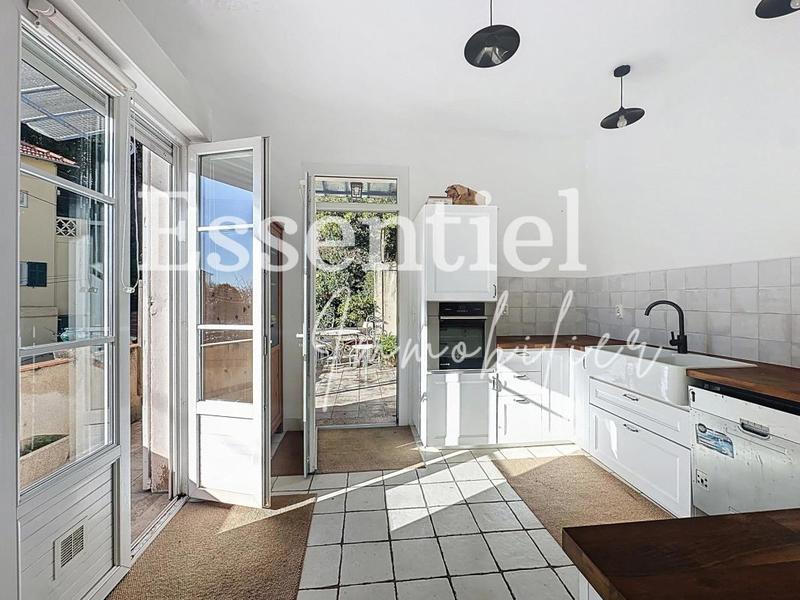 Appartement - 106 m² - 3 pièces