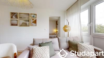 Chambre - 9 m² - 1 pièce