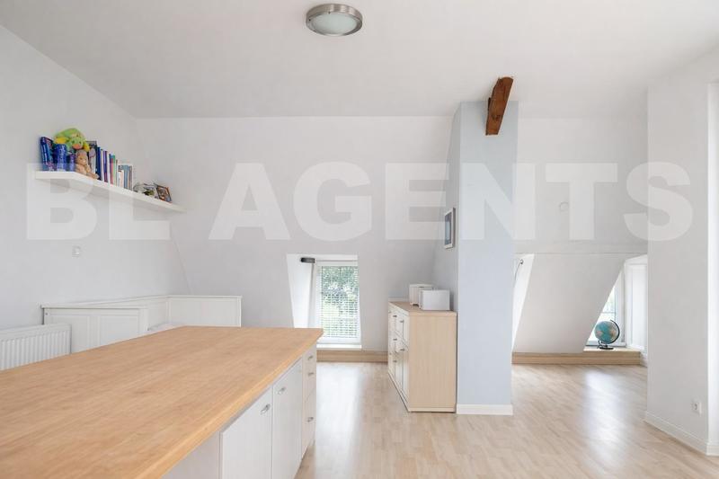 Maison bourgeoise - 233 m² - 7 pièces