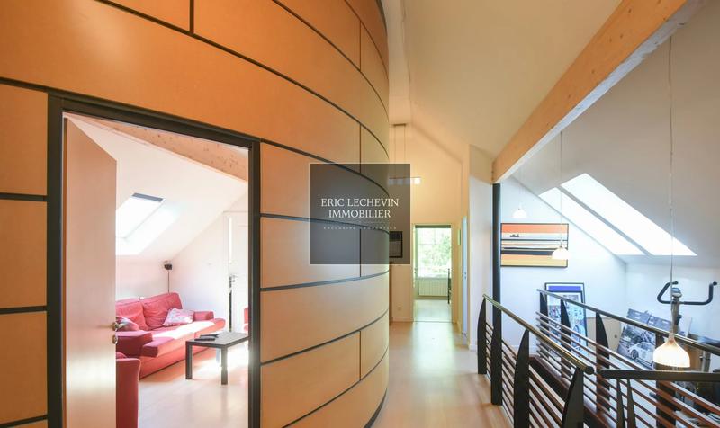 Villa - 265 m² - 8 pièces