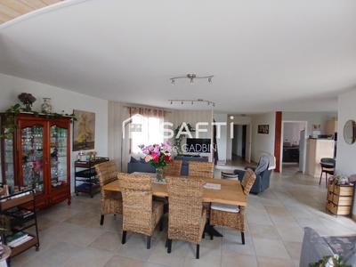 Maison - 171 m² - 6 pièces