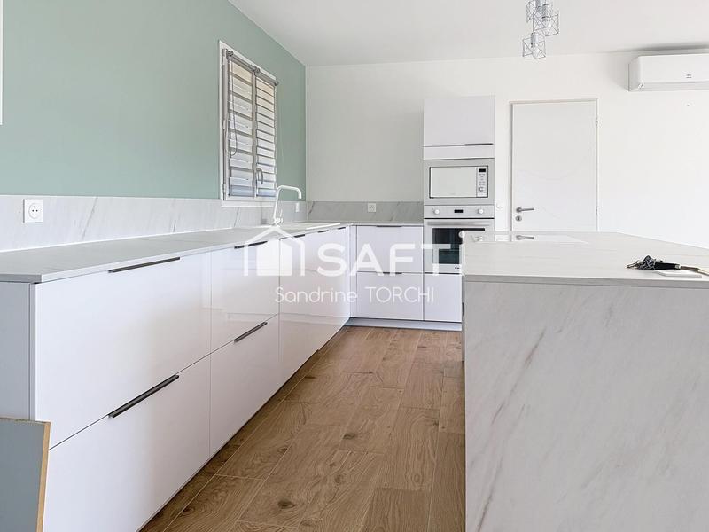 Maison - 95 m² - 4 pièces