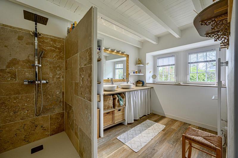 Maison de village - 239 m² - 8 pièces