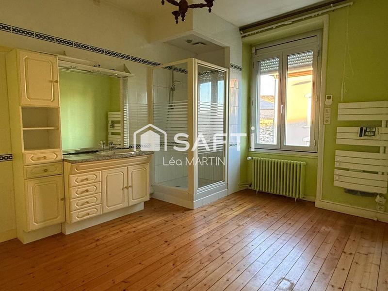 Maison - 214 m² - 8 pièces