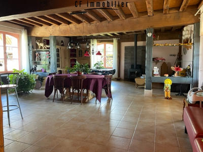 Maison - 289 m² - 6 pièces