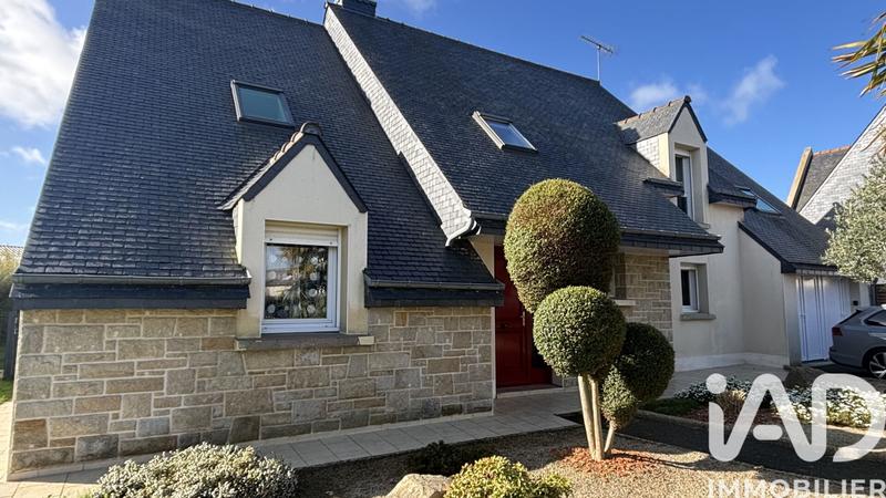 Maison - 192 m² - 8 pièces