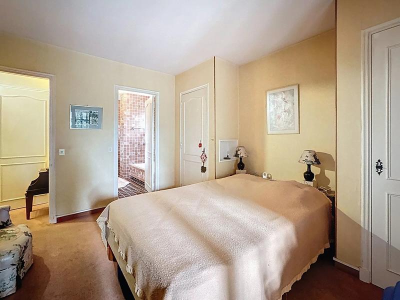 Maison - 199 m² - 7 pièces